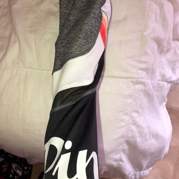 Vs Pink Ultimate Leggings - Picture 2 of 3